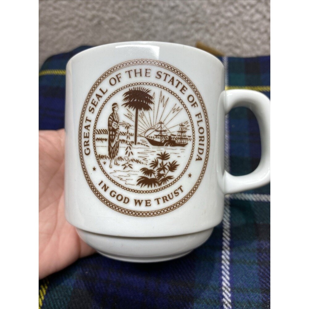 Vintage Florida State Seal With Brown Lettering Mug - Picture 1 of 7